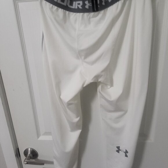 Men's Under Armour work out pants, white and black, size xxl - Picture 1 of 3